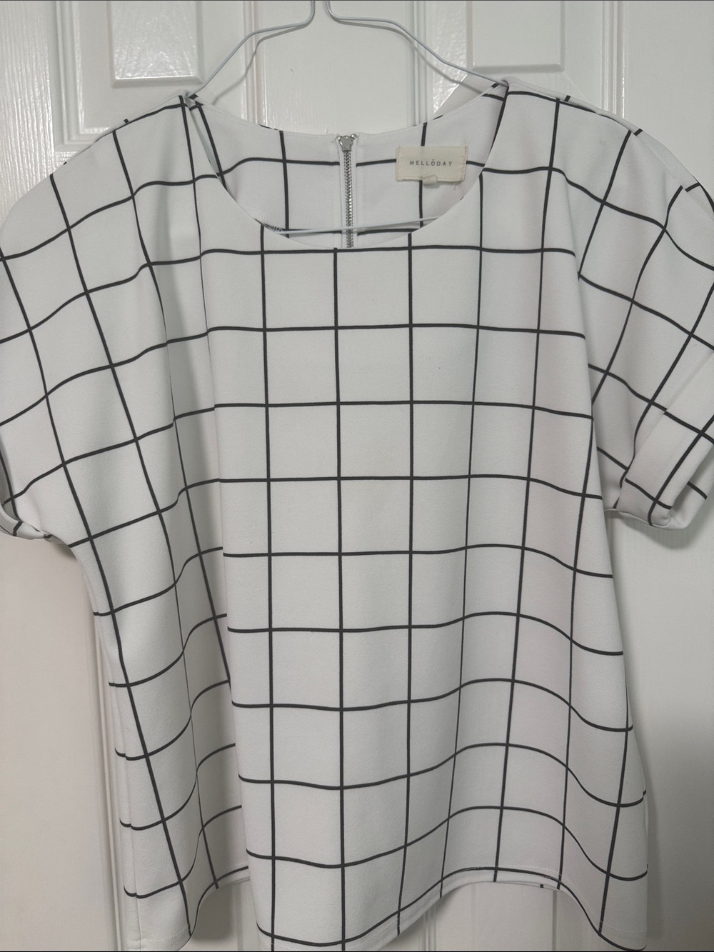 MELLODAY White Top with Black Grid Pattern